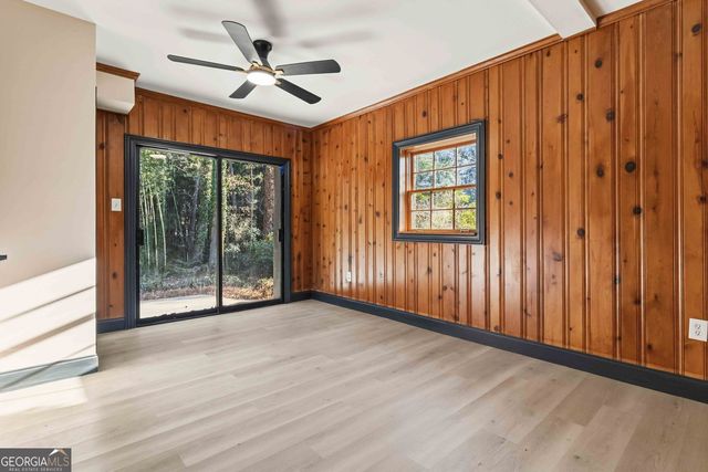 2927 Ponderosa Circle, Decatur, GA 30033