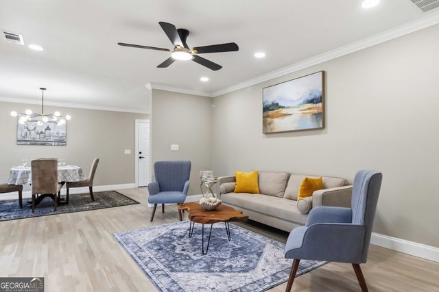 2927 Ponderosa Circle, Decatur, GA 30033