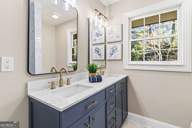 2927 Ponderosa Circle, Decatur, GA 30033