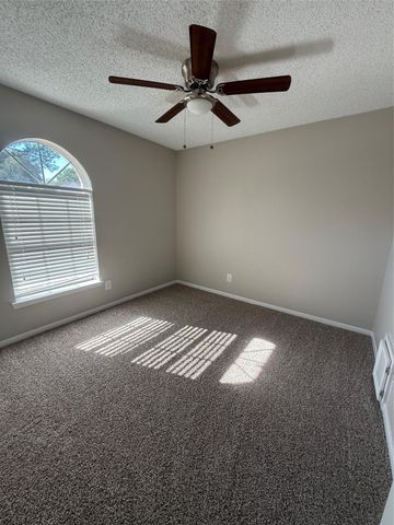 6611 Rockfield Drive, Pasadena, TX 77505