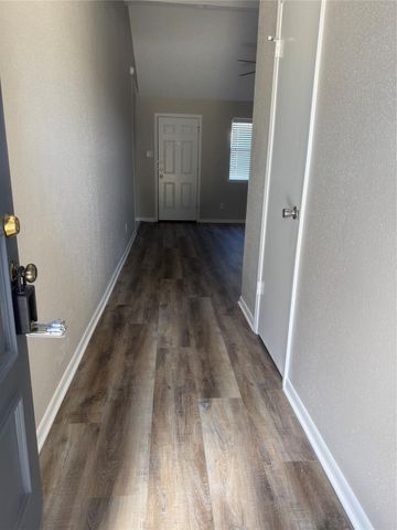 6611 Rockfield Drive, Pasadena, TX 77505