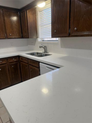 6611 Rockfield Drive, Pasadena, TX 77505