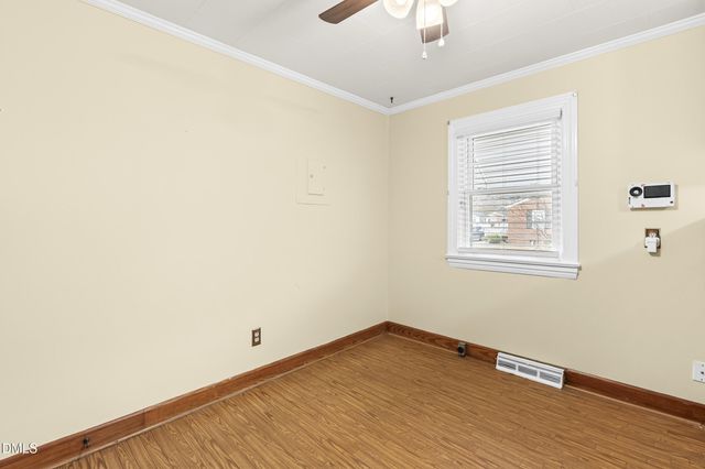 106 W Caroline Avenue, Smithfield, NC 27577