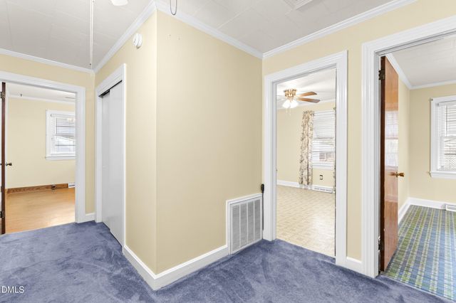 106 W Caroline Avenue, Smithfield, NC 27577