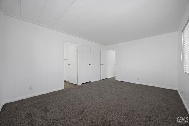 114 Cedarwood Lane, Bakersfield, CA 93308