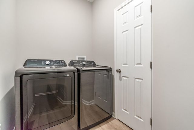 3884 Volterra Lane, Covington, KY 41017