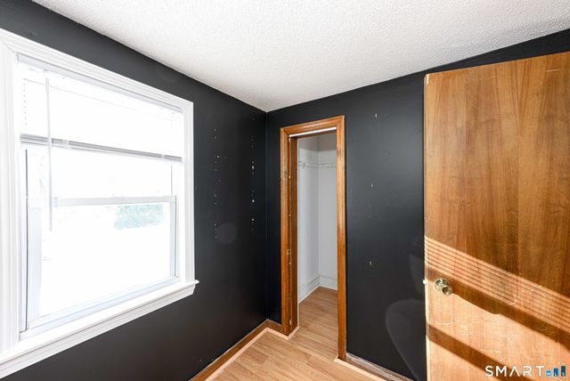 131 Wallingford Road, Cheshire, CT 06410