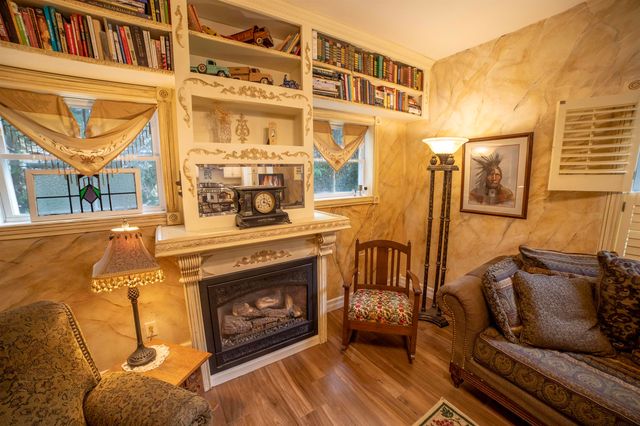 995 Dorset Street, South Burlington, VT 05403