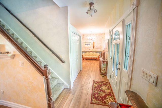 995 Dorset Street, South Burlington, VT 05403