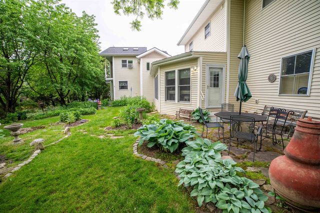 995 Dorset Street, South Burlington, VT 05403