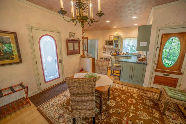 995 Dorset Street, South Burlington, VT 05403