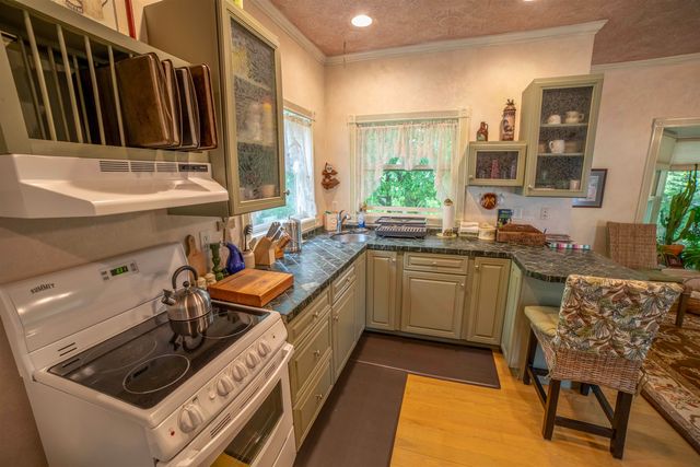 995 Dorset Street, South Burlington, VT 05403