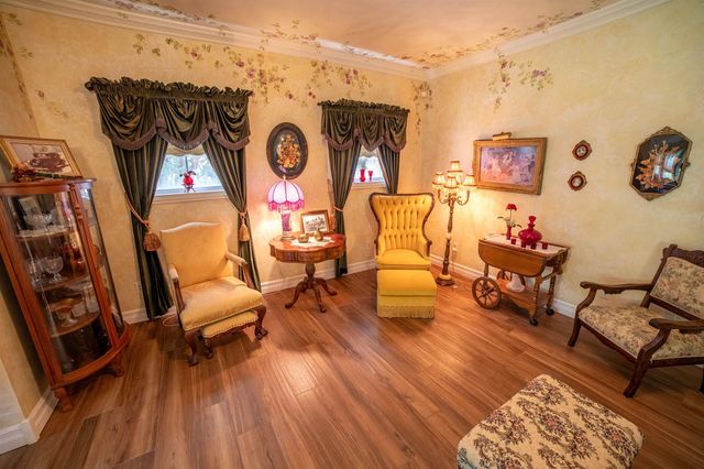 995 Dorset Street, South Burlington, VT 05403