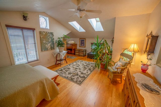 995 Dorset Street, South Burlington, VT 05403