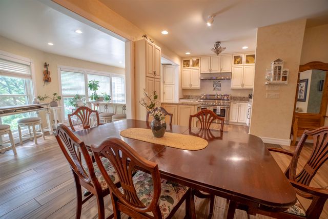 995 Dorset Street, South Burlington, VT 05403