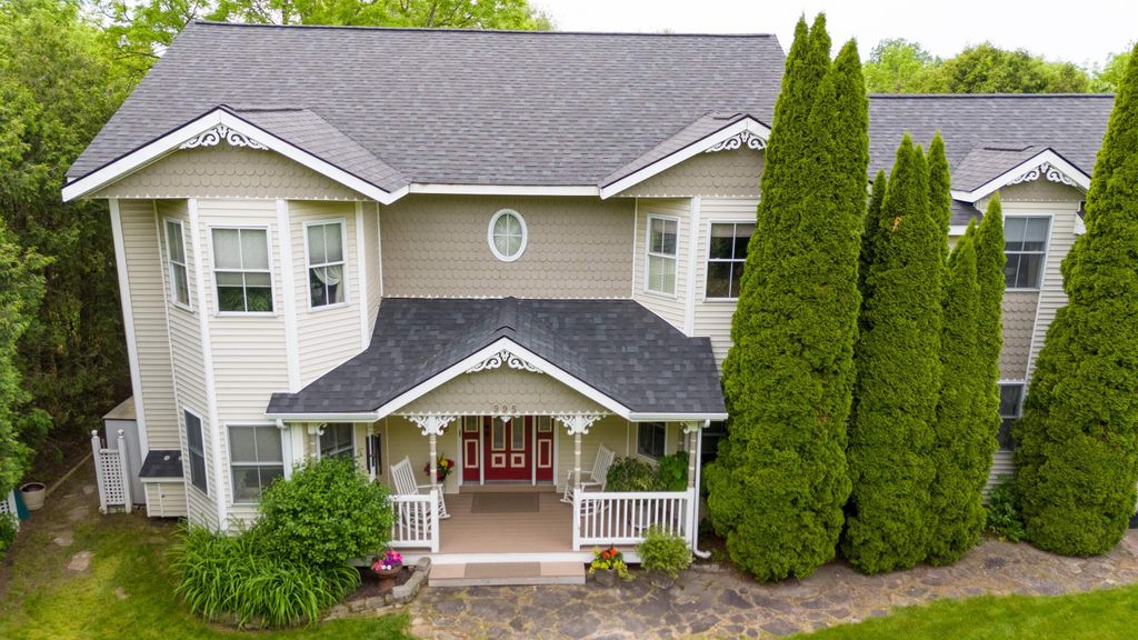 995 Dorset Street, South Burlington, VT 05403