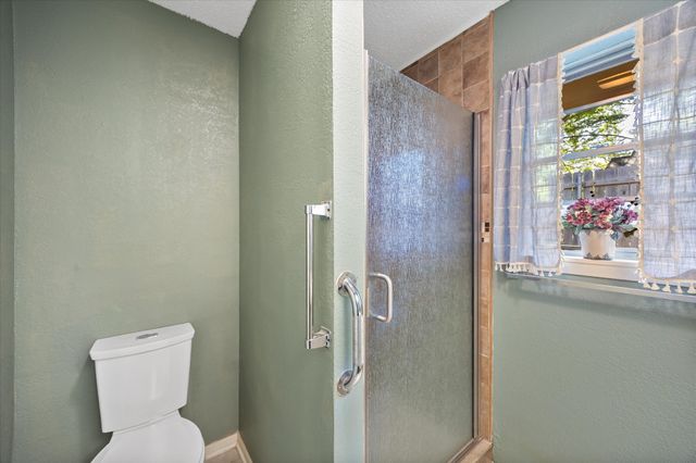 223 Guadalupe Drive, Athens, TX 75751
