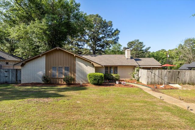 223 Guadalupe Drive, Athens, TX 75751