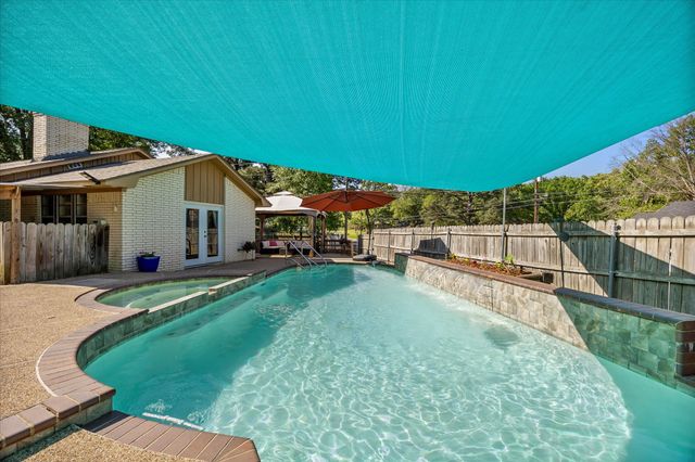 223 Guadalupe Drive, Athens, TX 75751