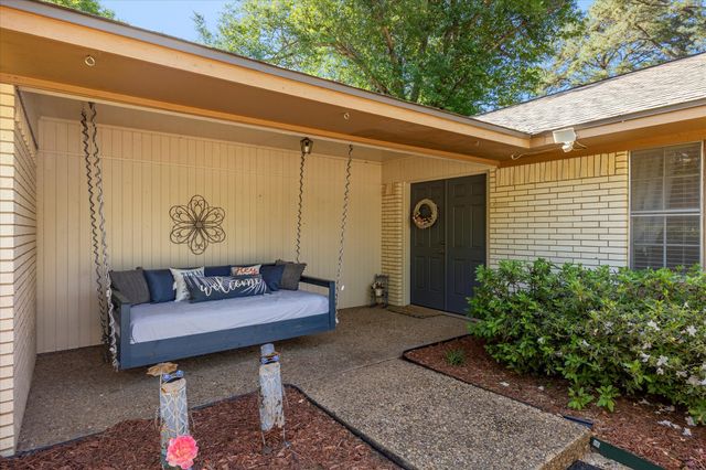 223 Guadalupe Drive, Athens, TX 75751