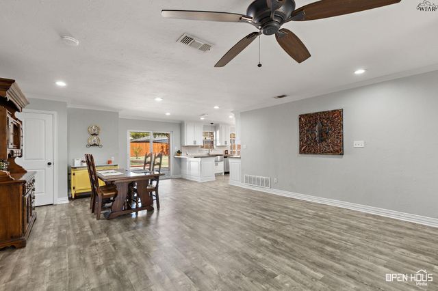 4303 SCOTTSDALE LANE, Wichita Falls, TX 76302