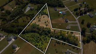 536 Martin Chapel Rd, Portland, TN 37148