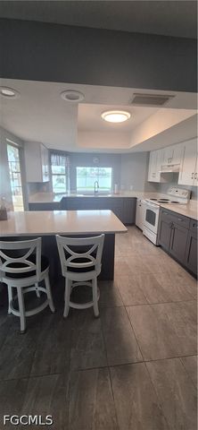 412 Cape Coral PKWY W, Cape Coral, FL 33914