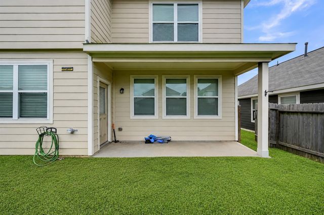 13516 Brooklyn Mead Lane, Willis, TX 77378