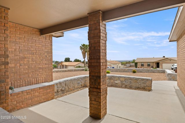 5084 Apache Trail, Las Cruces, NM 88012