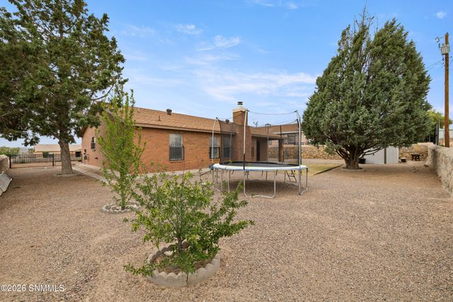 5084 Apache Trail, Las Cruces, NM 88012