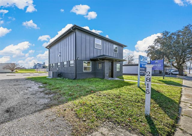 2815 Wesley Street, Greenville, TX 75401