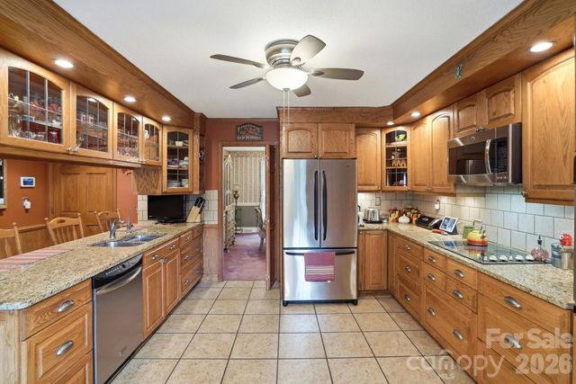 5705 Foxcrest Drive, Mint Hill, NC 28227