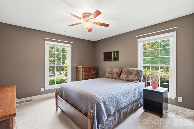 5705 Foxcrest Drive, Mint Hill, NC 28227