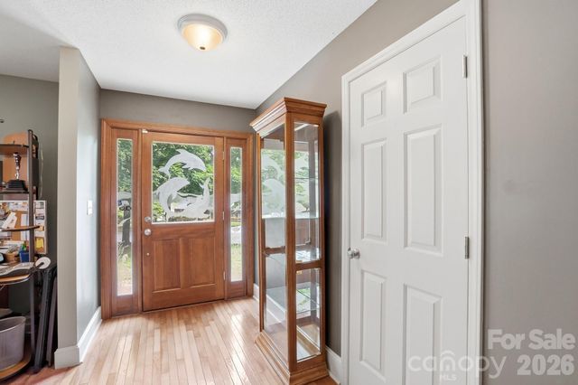 5705 Foxcrest Drive, Mint Hill, NC 28227