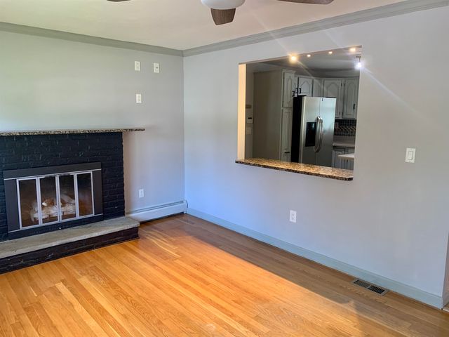 24 Beacon Drive, Merrimack, NH 03054