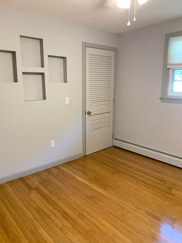 24 Beacon Drive, Merrimack, NH 03054