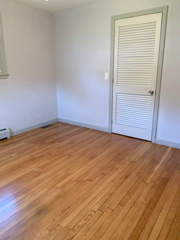 24 Beacon Drive, Merrimack, NH 03054