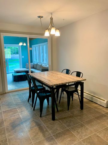 24 Beacon Drive, Merrimack, NH 03054