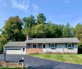 24 Beacon Drive, Merrimack, NH 03054