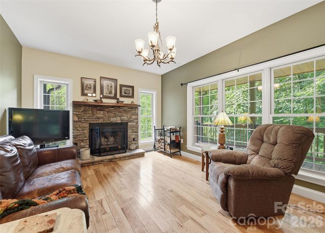 229 Rippling Brook Road, Sylva, NC 28779