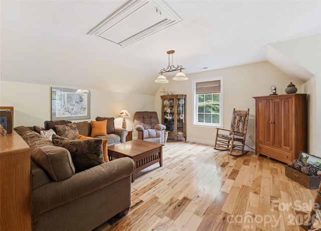 229 Rippling Brook Road, Sylva, NC 28779
