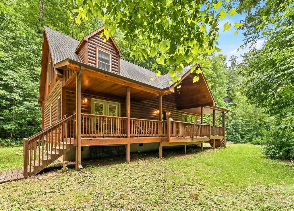 229 Rippling Brook Road, Sylva, NC 28779
