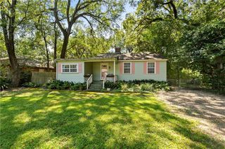 5105 Village Circle E, Mobile, AL 36608