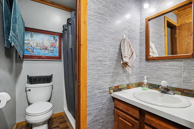 8275 Valleywood Lane, Portage, MI 49024
