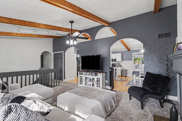 8275 Valleywood Lane, Portage, MI 49024