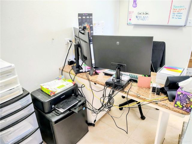 921 E Main Avenue 2, Mission, TX 78573