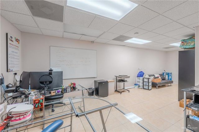 921 E Main Avenue 2, Mission, TX 78573