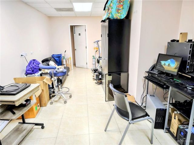 921 E Main Avenue 2, Mission, TX 78573