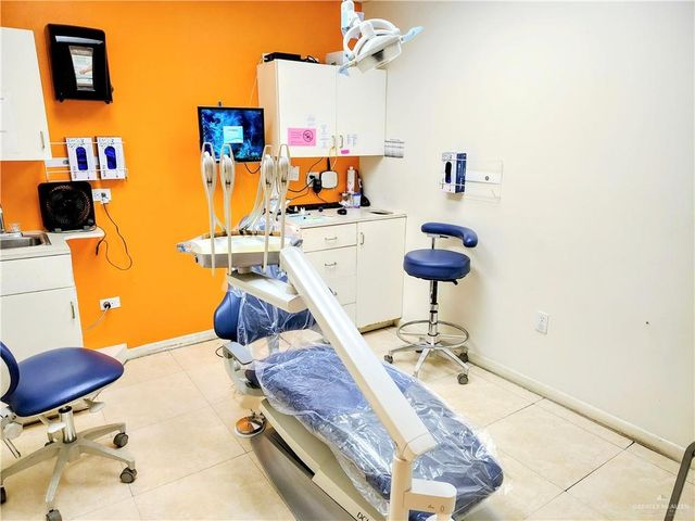 921 E Main Avenue 2, Mission, TX 78573