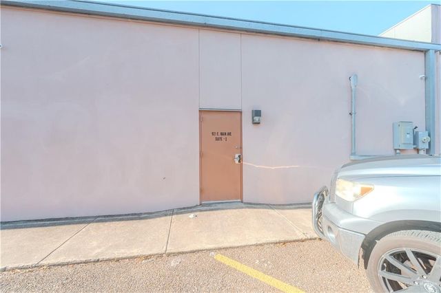 921 E Main Avenue 2, Mission, TX 78573